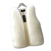 Load image into Gallery viewer, Women’s Faux Fur Vest
