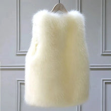 Load image into Gallery viewer, Women’s Faux Fur Vest
