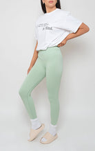 Load image into Gallery viewer, Lightweight High Waisted Rib Curvy Leggings
