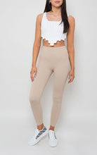 Load image into Gallery viewer, Lightweight High Waisted Rib Curvy Leggings
